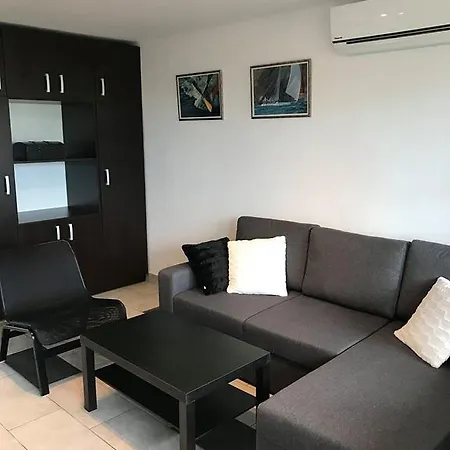شقة Mora Apartman Balatonalmádi